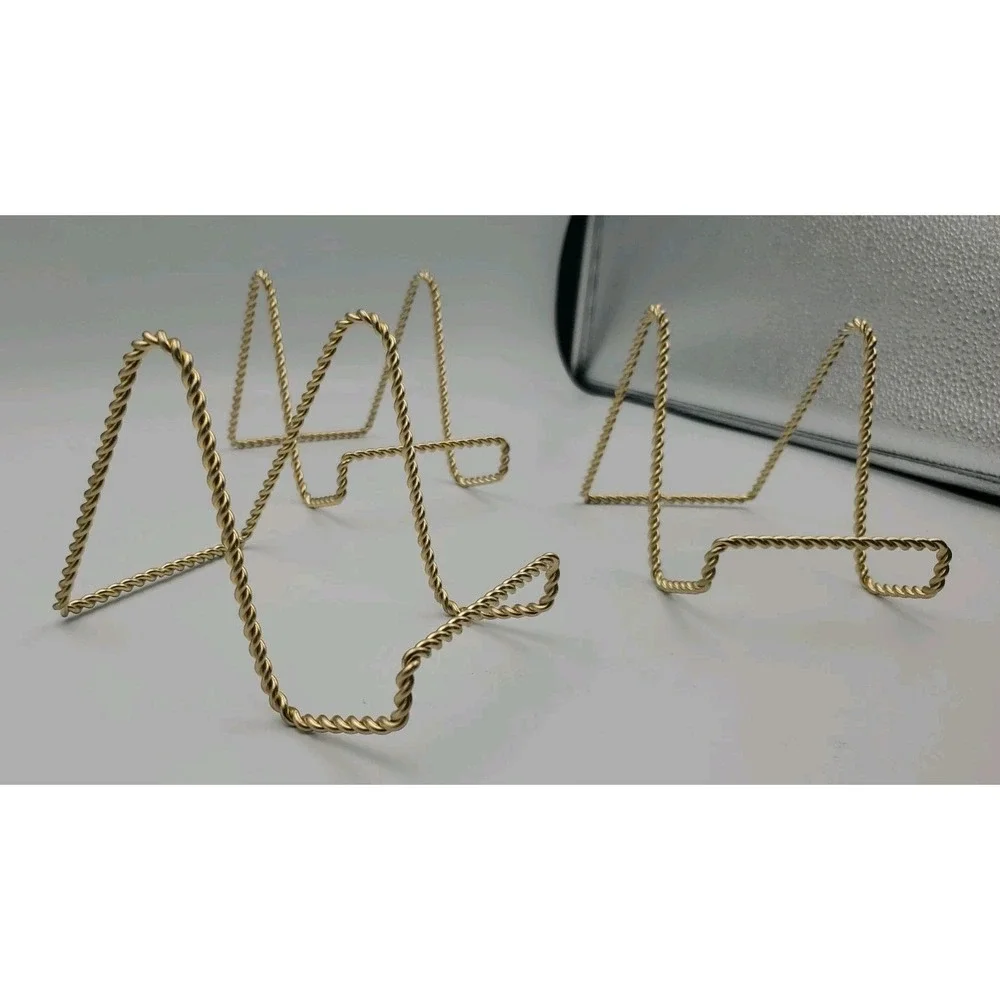 Brass Twisted Easel 4